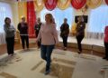 Детский сад - это первая ступень в формировании базовых знаниях о профессиях.