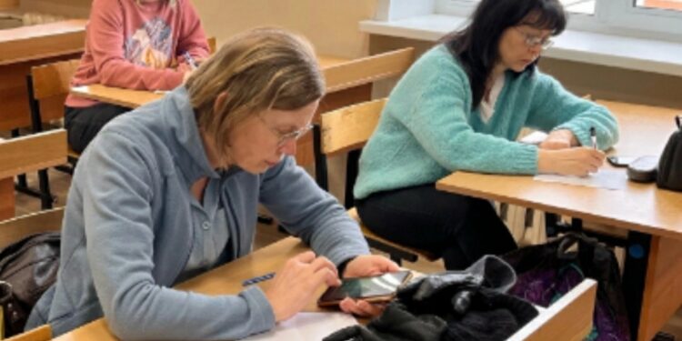 19 апреля в рамках работы сетевого сообщества учителей биологии прошла встреча на тему «Подготовка учащихся к ГИА. Решение задач на закон Хайли-Вайнберга» 19 апреля в рамках работы сетевого сообщества учителей биологии прошла встреча на тему «Подготовка учащихся к ГИА. Решение задач на закон Хайли-Вайнберга»
